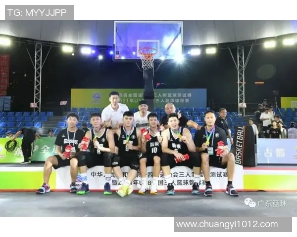 西安篮球队在锦标赛中的节奏表现分析与战术探讨 西安篮球队在锦标赛中的节奏表现分析与战术探讨